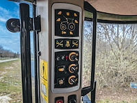 Land- of bosbouwtrekker, massey ferguson, 5711 sl, 2016, met voorlader, ålö mf 946 - afbeelding 32 van  46