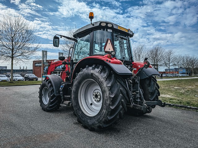 Land- of bosbouwtrekker, massey ferguson, 5711 sl, 2016, met voorlader, ålö mf 946 - afbeelding 23 van  46