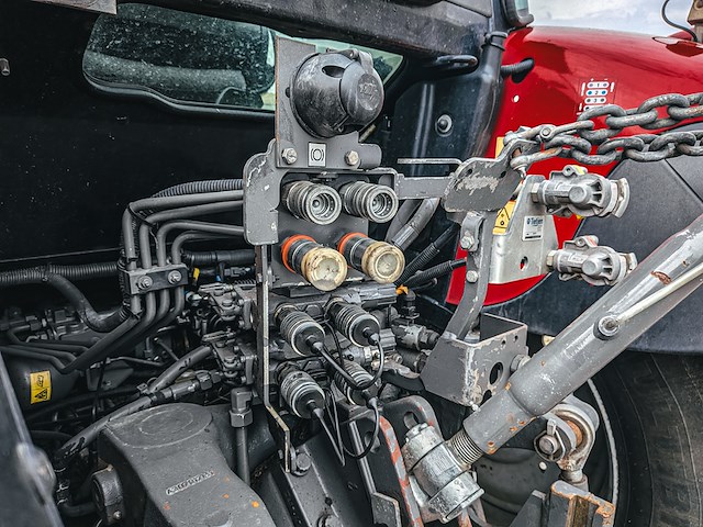 Land- of bosbouwtrekker, massey ferguson, 5711 sl, 2016 - afbeelding 7 van  39