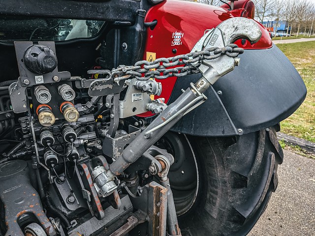 Land- of bosbouwtrekker, massey ferguson, 5711 sl, 2016 - afbeelding 8 van  39