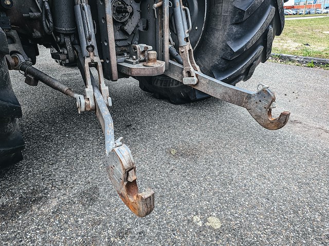 Land- of bosbouwtrekker, massey ferguson, 5711 sl, 2016 - afbeelding 10 van  39