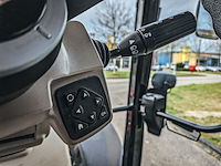 Land- of bosbouwtrekker, massey ferguson, 5711 sl, 2016 - afbeelding 21 van  39