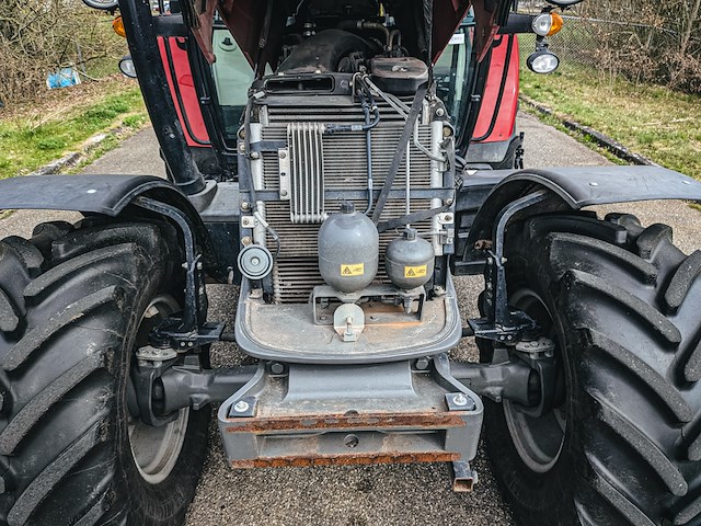 Land- of bosbouwtrekker, massey ferguson, 5711 sl, 2016 - afbeelding 31 van  39