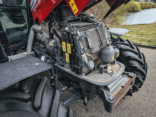 Land- of bosbouwtrekker, massey ferguson, 5711 sl, 2016 - afbeelding 32 van  39