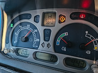 Land- of bosbouwtrekker met voorlader new holland, t6060, bouwjaar 2006 - afbeelding 27 van  30