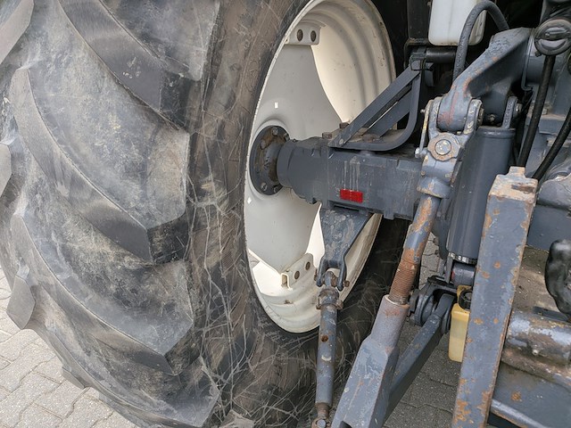 Land- of bosbouwtrekker, new holland, 8160, 2000 - afbeelding 15 van  68