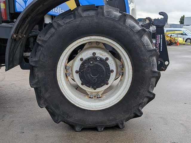 Land- of bosbouwtrekker, new holland, t5040, 2010 - afbeelding 10 van  33