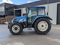 Land- of bosbouwtrekker, new holland, t5040, 2010 - afbeelding 12 van  33