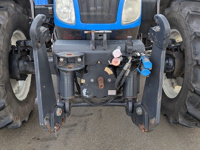Land- of bosbouwtrekker, new holland, t5040, 2010 - afbeelding 33 van  33