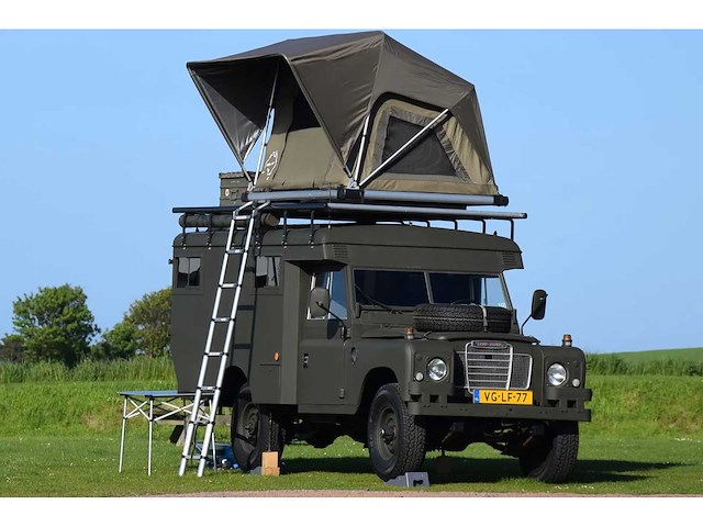 Land rover - 109 - camper - daktent - oldtimer - 1981 - afbeelding 1 van  58