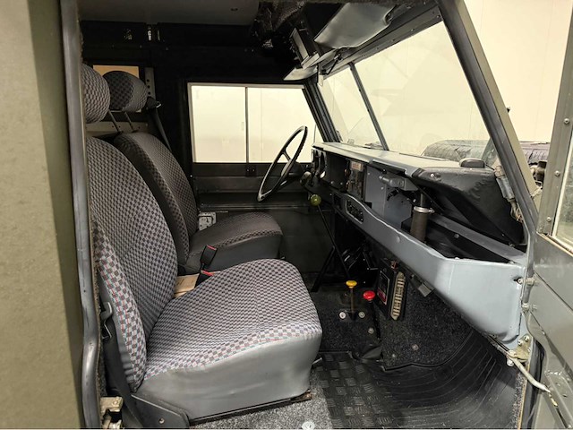 Land rover - 109 - camper - daktent - oldtimer - 1981 - afbeelding 27 van  58