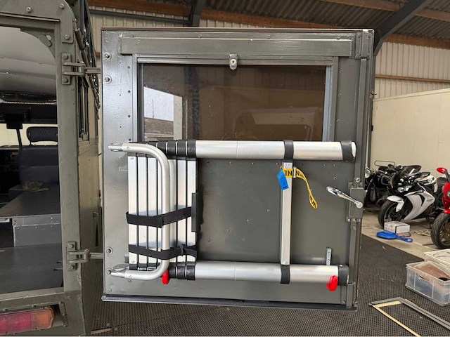 Land rover - 109 - camper - daktent - oldtimer - 1981 - afbeelding 36 van  58