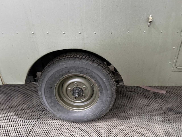 Land rover - 109 - camper - daktent - oldtimer - 1981 - afbeelding 56 van  58