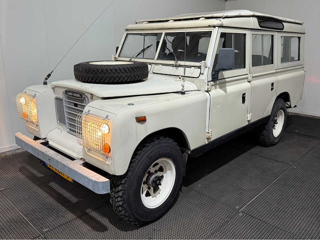 Land rover - 109 - defender - oldtimer - 1979 - afbeelding 1 van  34