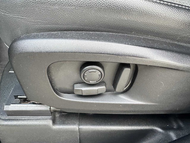 Land rover - 2021 - defender 110 - 3.0 d250 110x se 7p. - l-894-gl - 2021 - afbeelding 8 van  41