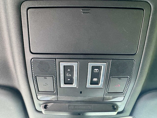 Land rover - 2021 - defender 110 - 3.0 d250 110x se 7p. - l-894-gl - 2021 - afbeelding 17 van  41