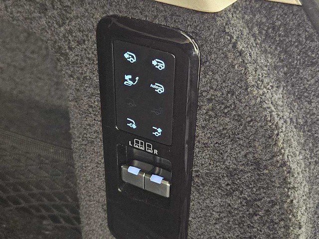 Land rover - 2023 - range rover - p440e lwb autobio. - automaat - personenauto - afbeelding 3 van  6