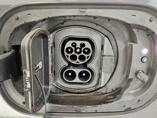 Land rover - 2023 - range rover - p440e lwb autobio. - automaat - personenauto - afbeelding 17 van  23