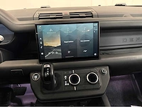 Land rover - defender - 110 3.0 p400 110 xs ed - personenauto - 2022 - afbeelding 13 van  39