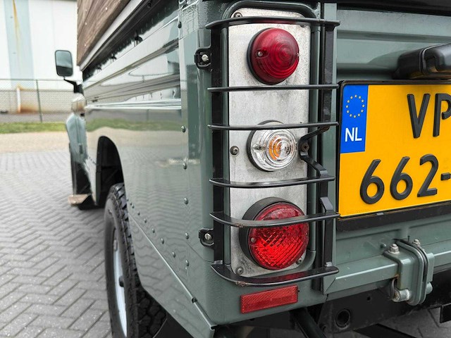 Land rover - defender - 2.4 td 110" e vp-662-v 2009 iaw - afbeelding 11 van  19
