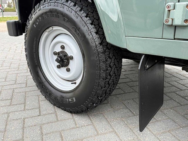 Land rover - defender - 2.4 td 110" e vp-662-v 2009 iaw - afbeelding 15 van  19