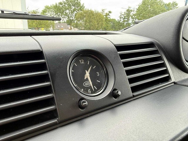 Land rover - defender - 2.4 td 110" e vp-662-v 2009 iaw - afbeelding 2 van  19