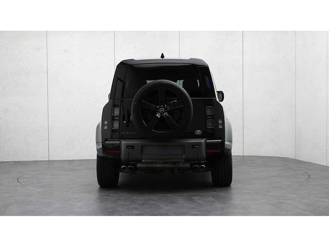 Land rover - defender 110 - 5.0 p525 110 v8 c ed - x-310-zg - 2023 - afbeelding 35 van  38