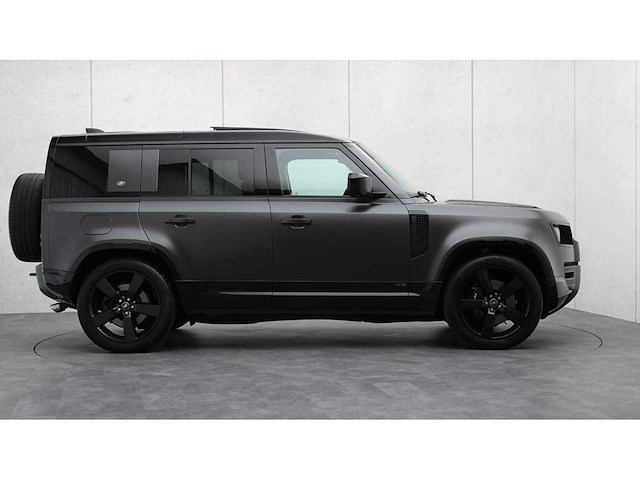 Land rover - defender 110 - 5.0 p525 110 v8 c ed - x-310-zg - 2023 - afbeelding 38 van  38