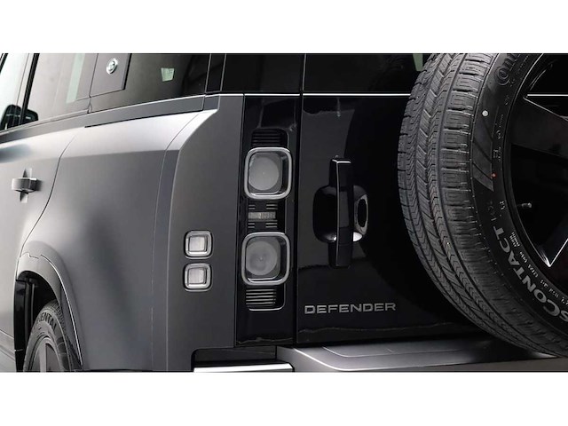 Land rover - defender 110 - 5.0 p525 110 v8 c ed - x-310-zg - 2023 - afbeelding 22 van  39