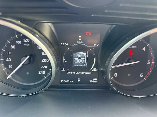 Land rover - discovery - 2.0 se td4 - car - 2017 - afbeelding 20 van  29