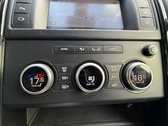 Land rover - discovery - 2.0 se td4 - car - 2017 - afbeelding 22 van  29