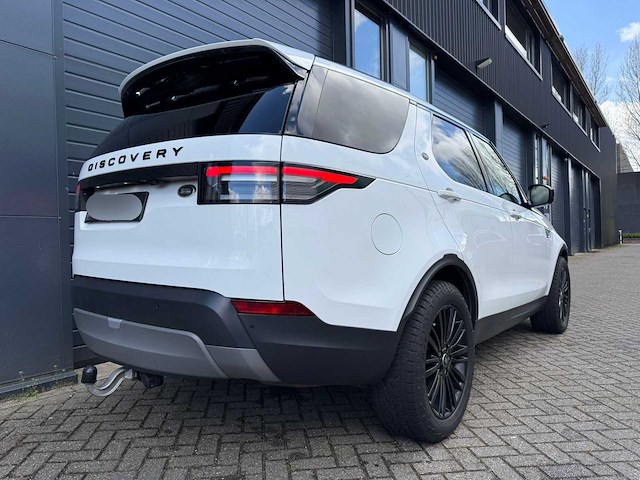 Land rover - discovery - 2.0 se td4 - car - 2017 - afbeelding 26 van  29