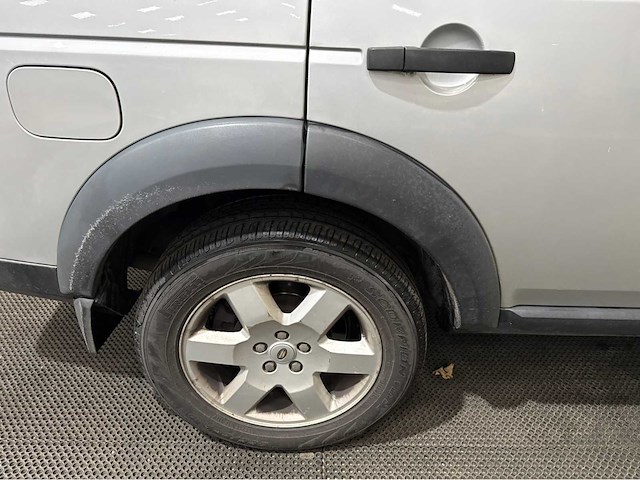 Land rover - discovery - 4.4 v8 - personenauto - 4x4 - 2004 - afbeelding 5 van  8