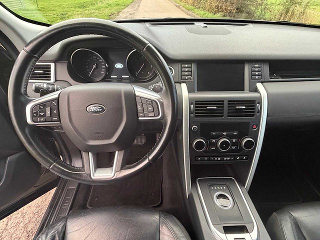 Land rover - discovery sport - 2.0 td4 us se dyn v375nk 2017 iaw - afbeelding 10 van  15