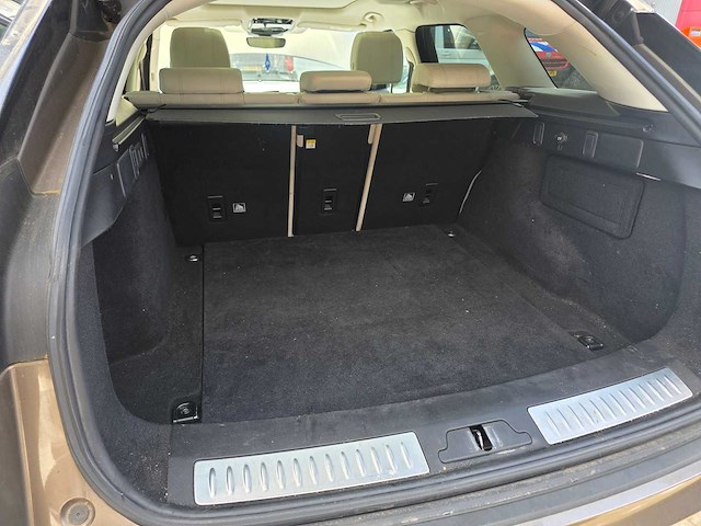 Land rover - range rover velar - 2.0 i4 awd hse - 2018 - n-586-bz - afbeelding 14 van  16