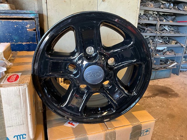 Land rover 16” lichtmetalen velgenset 5x165,1 / 7jx16eh2 (5 velgen) - afbeelding 3 van  10