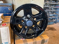 Land rover 16” lichtmetalen velgenset 5x165,1 / 7jx16eh2 (5 velgen) - afbeelding 3 van  10