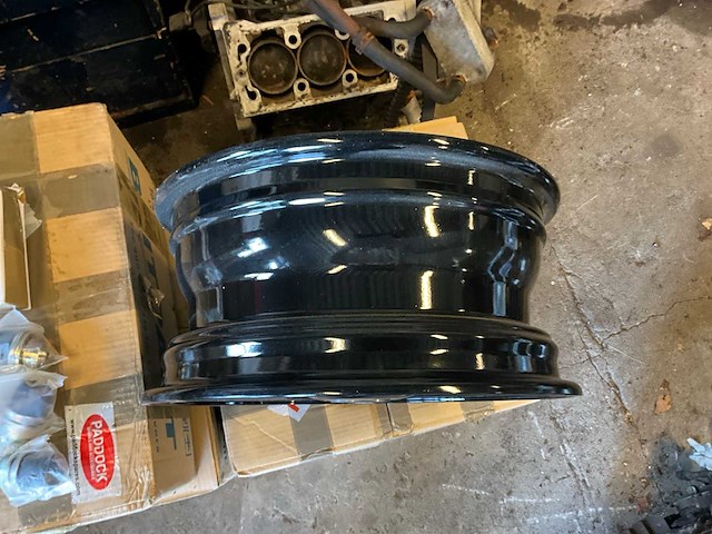 Land rover 16” lichtmetalen velgenset 5x165,1 / 7jx16eh2 (5 velgen) - afbeelding 4 van  10