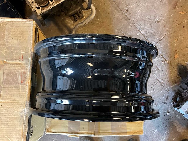 Land rover 16” lichtmetalen velgenset 5x165,1 / 7jx16eh2 (5 velgen) - afbeelding 2 van  5