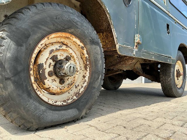Land rover 88 series 3 personenauto - afbeelding 16 van  30