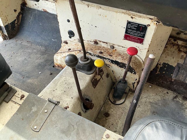 Land rover 88 series 3 personenauto - afbeelding 7 van  30
