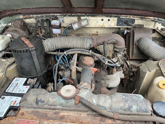 Land rover 88 series 3 personenauto - afbeelding 9 van  30