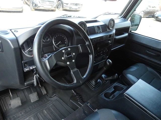 Land rover defender 110 station (2014) diesel - afbeelding 14 van  39