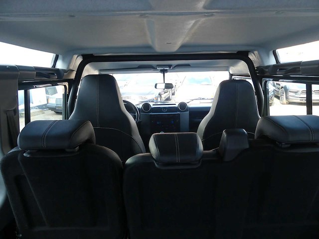 Land rover defender 110 station (2014) diesel - afbeelding 24 van  39