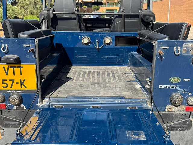 Land rover defender 90 2.5 td5 soft top | vtt-57-k - afbeelding 2 van  30