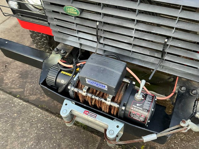 Land rover defender 90 4x4 bedrijfsauto - afbeelding 12 van  36