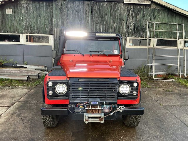 Land rover defender 90 4x4 bedrijfsauto - afbeelding 2 van  36