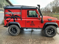 Land rover defender 90 4x4 bedrijfsauto - afbeelding 18 van  36