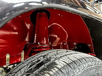 Land rover defender 90 v8 ls3-motor 430pk 1996 - afbeelding 2 van  36