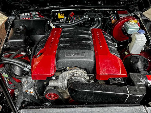 Land rover defender 90 v8 ls3-motor 430pk 1996 - afbeelding 5 van  36